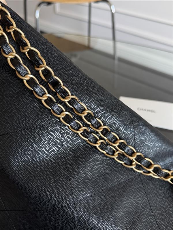 2026127215146153 600